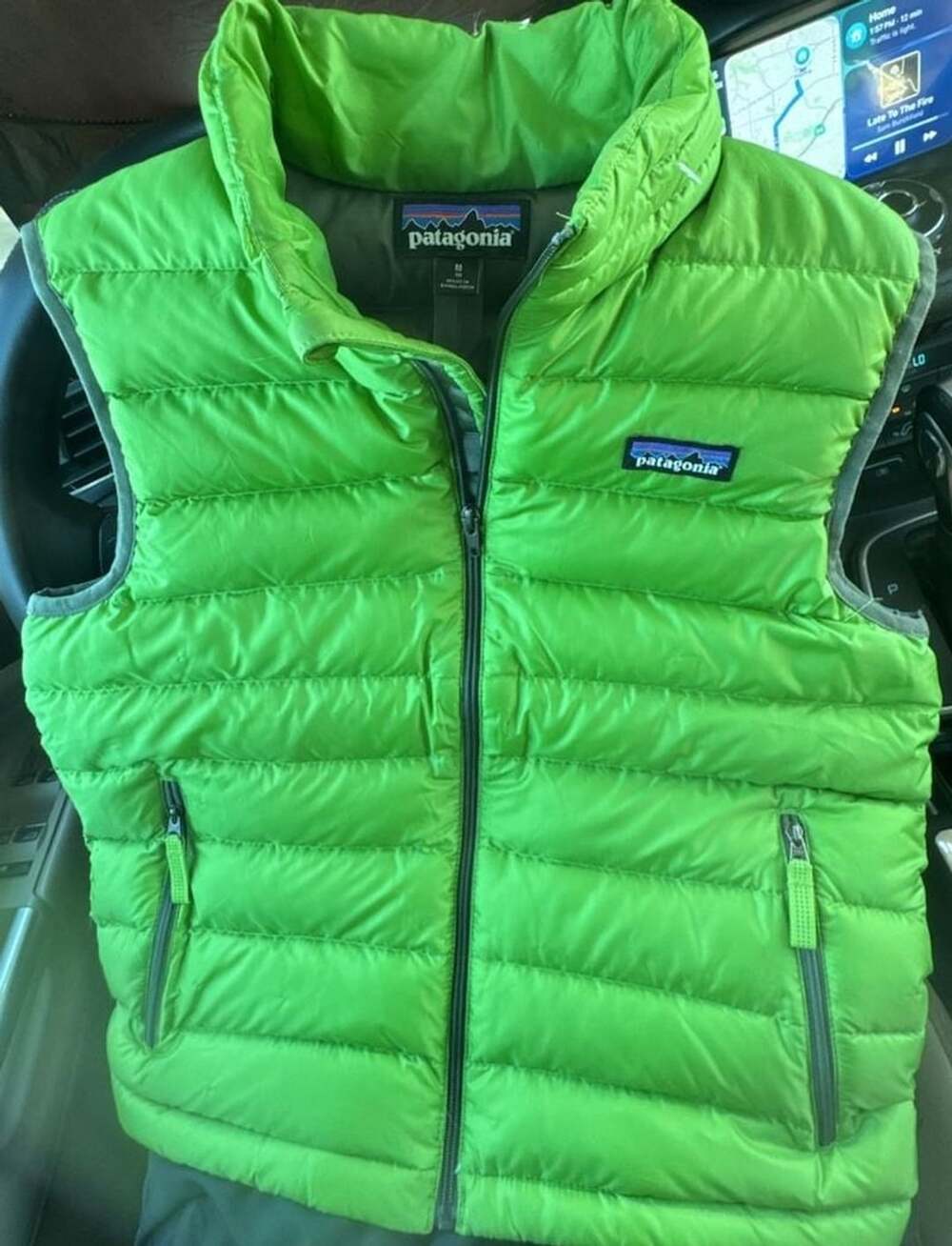 Patagonia Boys Down Sweater Vest (Size 10) Green